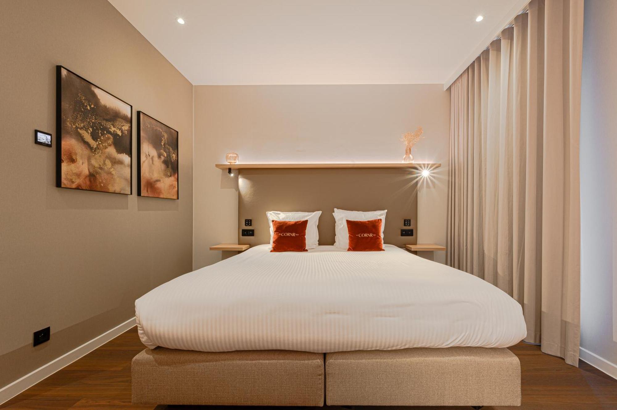 ניופורט The Cornr Hotel מראה חיצוני תמונה